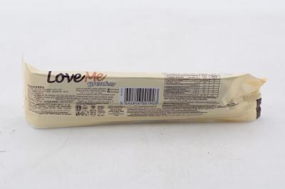 Батончик LoveMe в молочном шоколаде, с начинкой из темного шоколада 35 гр